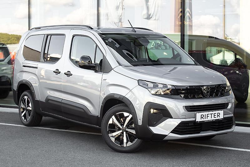 Peugeot Rifter (2026) 1,5 LONG GT 7 míst 130k EAT8 - fotka 3 z 24