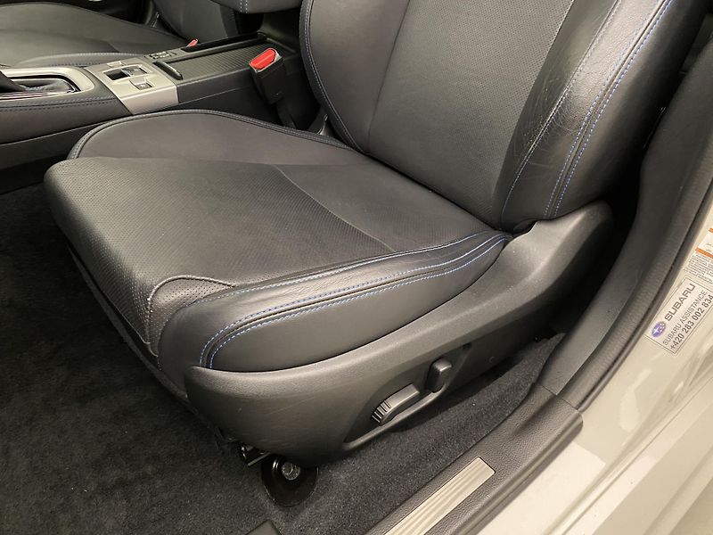 Subaru Levorg 1.6i 125kW AWD AUT CZ - fotka 24 z 40
