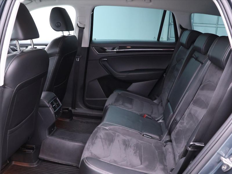 Škoda Kodiaq 2,0 TDI  4X4 DSG Style+ Tažné - fotka 13 z 32