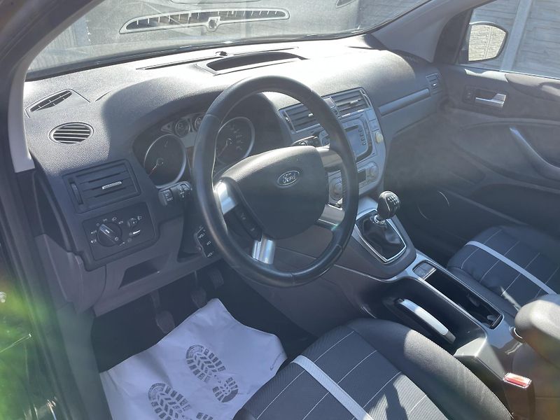 Ford Kuga 2.0TDC-i 4x4 135PS TITANIUM!!! - fotka 99 z 189