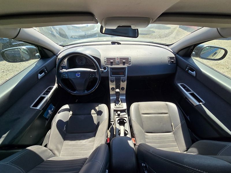 Volvo S40 (2007) 2.0D 100KW,nové CZ 1.majitel - fotka 13 z 24