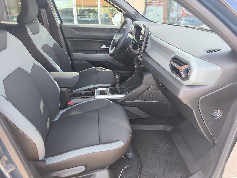 Dacia Bigster Extreme mild hybrid 140 - fotka 23 z 36