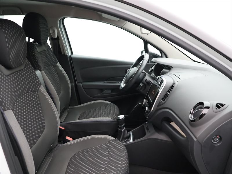 Renault Captur 1,3 TCe 96kW Intens LED Navi - fotka 12 z 34