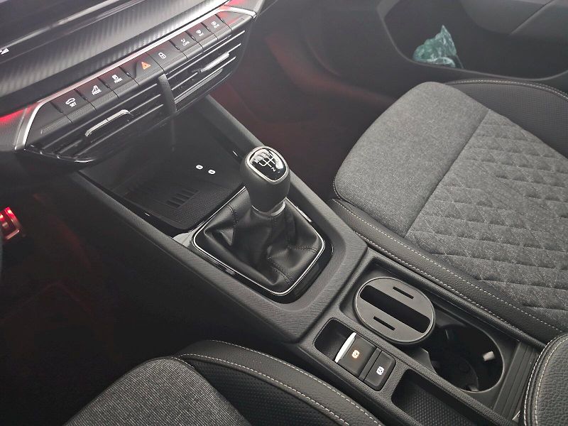 Škoda Octavia (2025) 1.5TSI 110kW SPORTLINE TAŽNÉ - fotka 18 z 28