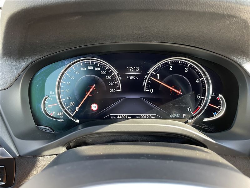 BMW X4 XDRIVE30D Mpaket ČR.1.MAJ. - fotka 11 z 32