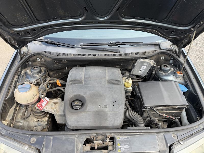 Škoda Fabia 1.2i - fotka 15 z 16