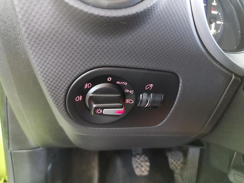 Seat Leon (2010) 1,4TSI,92KW,XEN,ALU,NAVI,SER. - fotka 30 z 43