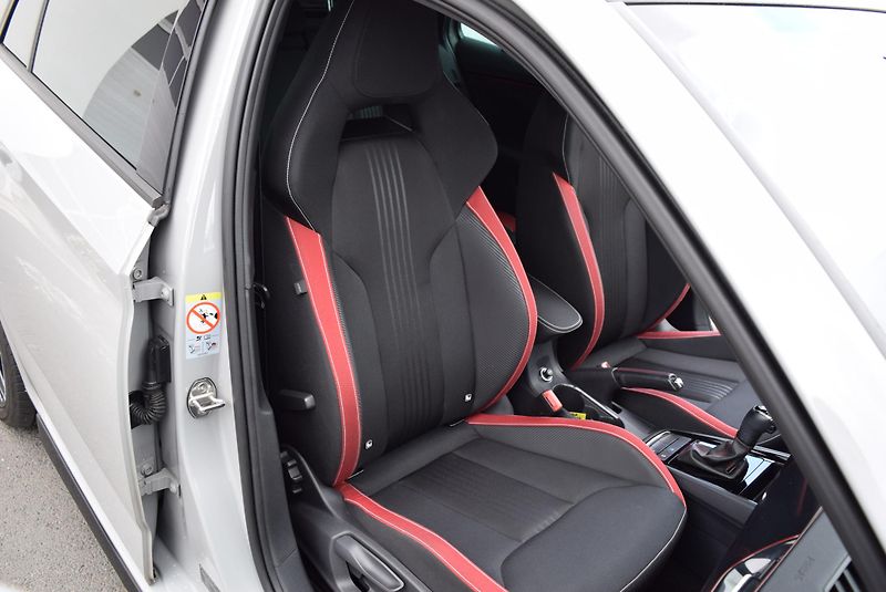Škoda Scala (2021) 1.0TSI 81kw MONTE CARLO PANO  - fotka 42 z 48
