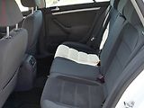 Volkswagen Golf (2009) 1.9TDi, AC, výhřev sed - náhled 10