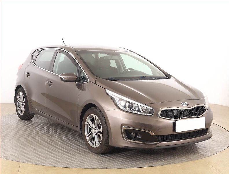 Kia Ceed (2017) 1.6 GDI, Serv.kniha, Tempomat - fotografie inzerátu