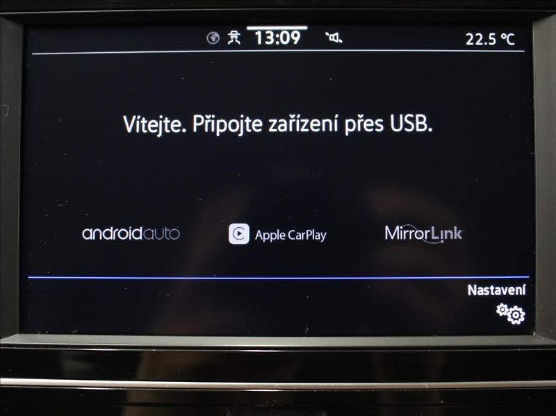 Volkswagen Transporter 2,0 TDi 110kW DR TZ 8-míst ČR - fotka 15 z 25