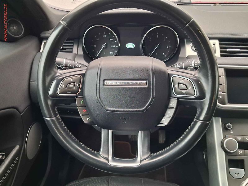 Land Rover Range Rover Evoque (2016) 2.0 TD4 4x4, AT, bixen, panor - fotka 11 z 20
