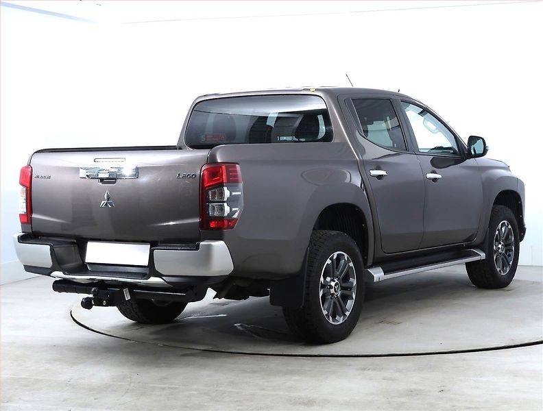 Mitsubishi L200 (2021) 2.2 DI-D - fotka 5 z 20