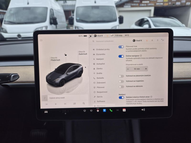 Tesla Model Y LONGE RANGE DUAL MOTOR SOH 87% - fotka 31 z 50