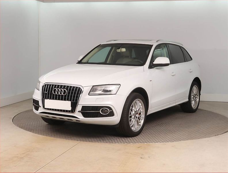 Audi Q5 (2013) S line 3.0 TDI, 4X4, Automat - fotka 2 z 16