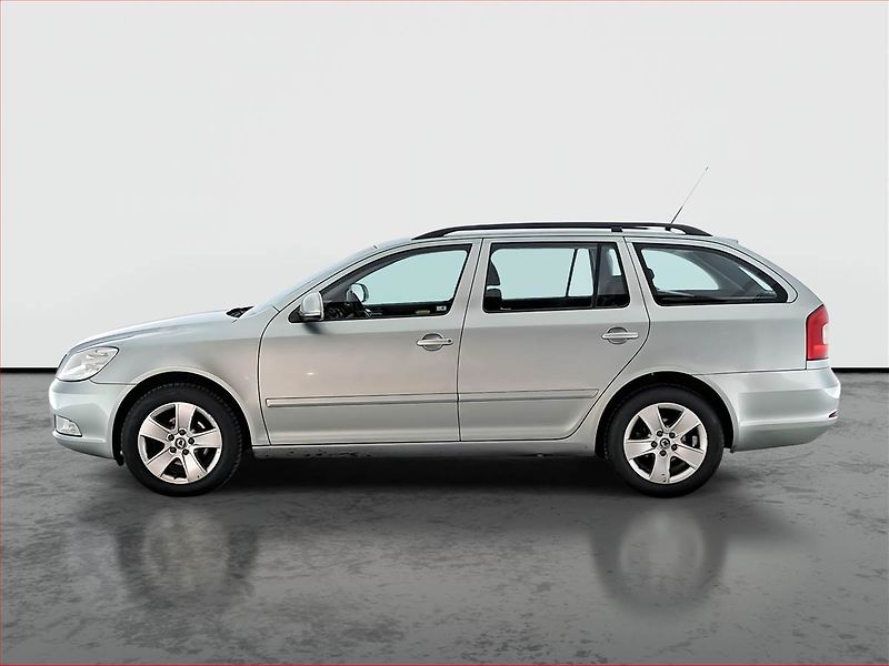 Škoda Octavia (2010) 1.6 TDI, Serv.kniha, Tempomat - fotka 3 z 17