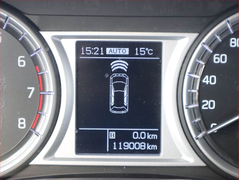 Suzuki Vitara (2016) 1.6 VVT, 4X4, Serv.kniha - fotka 18 z 18