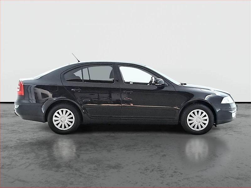 Škoda Octavia (2011) 1.6 - fotka 6 z 13