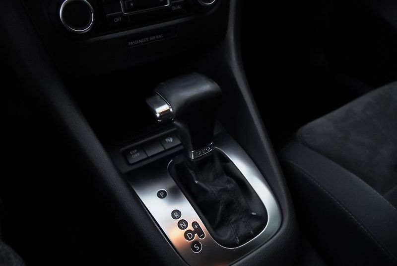 Volkswagen Golf (2010) 1.4 TSI HIGHLINE - fotka 22 z 27