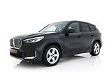 BMW iX1 (2023) xDrive30 65 kWh 4×4 - náhled 3