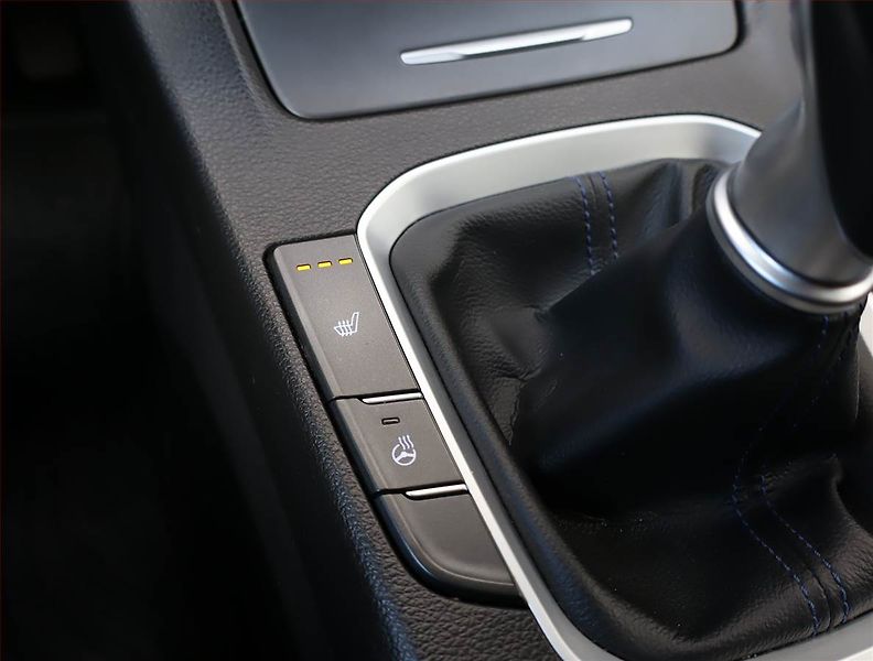 Hyundai i30 (2020) 1.4 T-GDI, Serv.kniha, Kůže - fotka 16 z 22