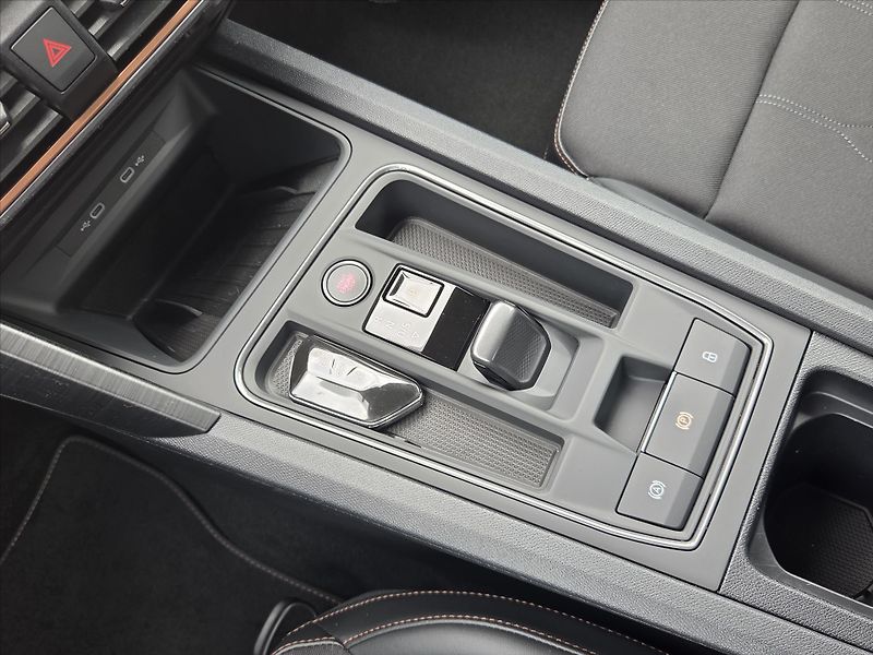 Cupra Formentor 1,5 TSi DSG Záruka2029 ČR 1.ma - fotka 18 z 22