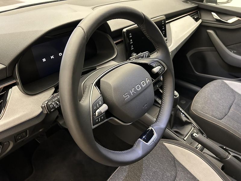 Škoda Scala 1.0 TSI Selection - fotka 9 z 25