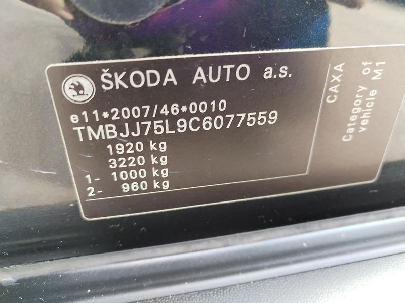 Škoda Yeti (2012)   1.4 TSI Ambition PĚKNÝ - fotka 25 z 31