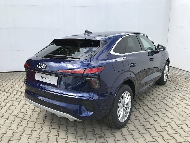 Audi Q3 7STT 1.5 TFSI - fotka 5 z 23