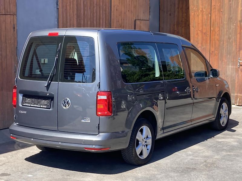 Volkswagen Caddy (2016) MAXI 2,0TDi 7míst multtif.vola - fotka 4 z 18