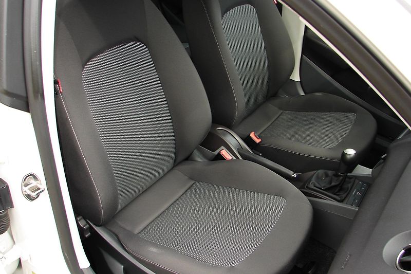 Seat Ibiza IV 1,4TDi 80PS EcoMotive KLIMA - fotka 11 z 32