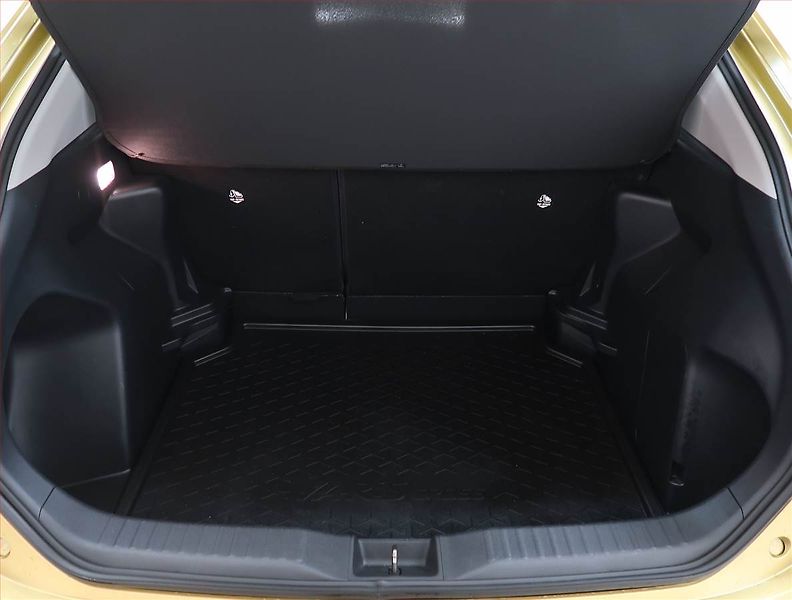 Toyota Yaris Cross (2023) 1.5 VVT-i - fotka 13 z 14
