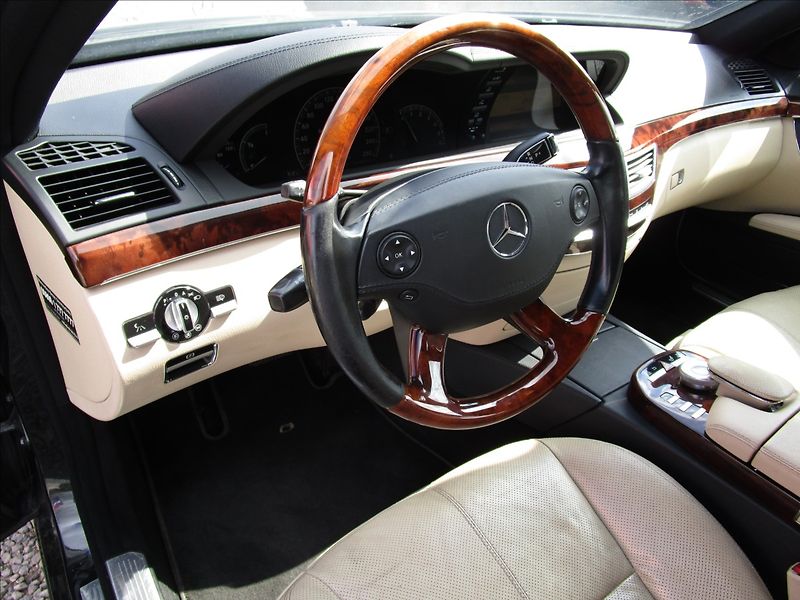 Mercedes-Benz Třídy S S 420CDi V8 AMG - fotka 15 z 59