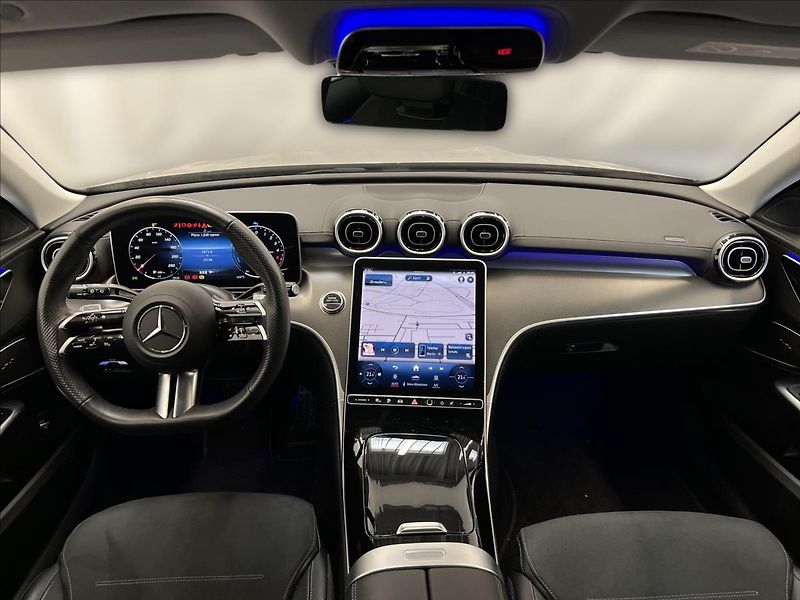 Mercedes-Benz Třídy C 300 de 4MATIC kombi AMG Line N - fotka 13 z 22