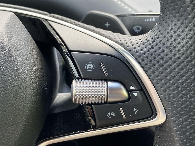 Škoda Enyaq (2025) 85 Sportline - fotka 26 z 38
