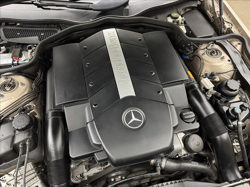 Mercedes-Benz SL 5,0 500 V8 225kW AT KŮŽE - fotka 44 z 48