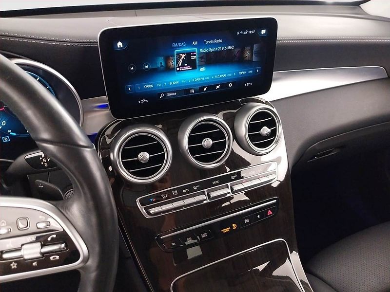 Mercedes-Benz GLC (2022) 300 d 4MATIC - fotka 12 z 24