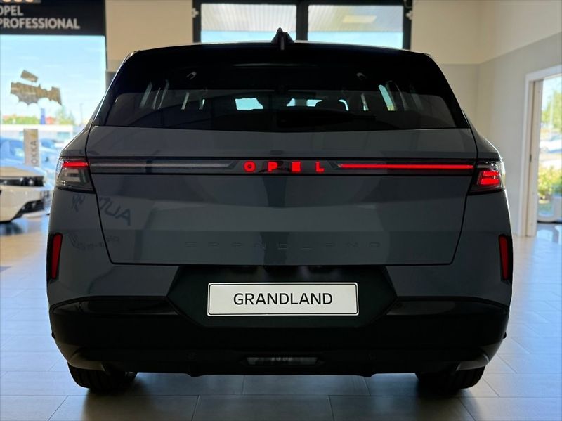 Opel Grandland (2025) 1.2 GS 1.2 TURBO 107 kW eDCT6 - fotka 5 z 14