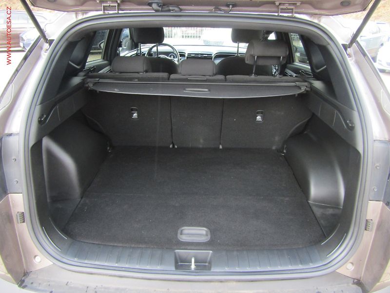 Hyundai Tucson (2022) 1.6CRDi, 1.maj,ČR, LED, navi - fotka 7 z 25