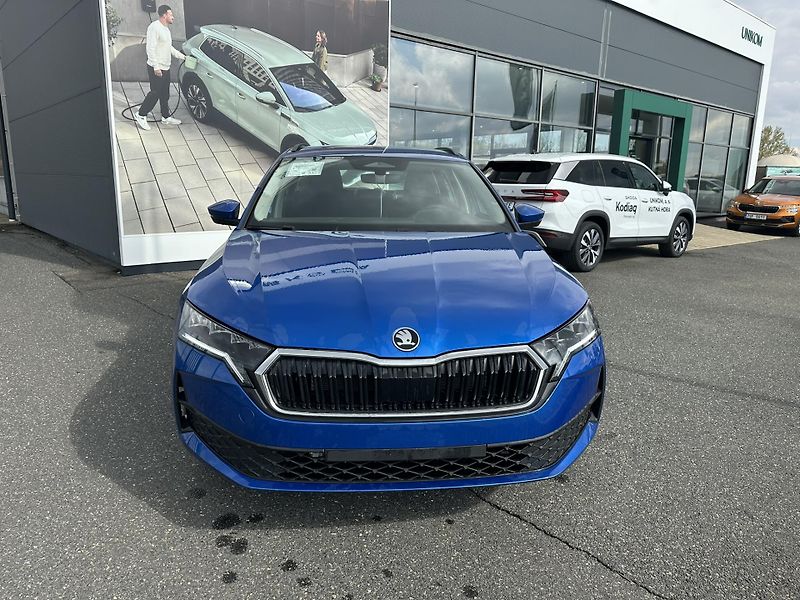 Škoda Octavia ESSENCE + dovýbava *286 - fotka 2 z 10