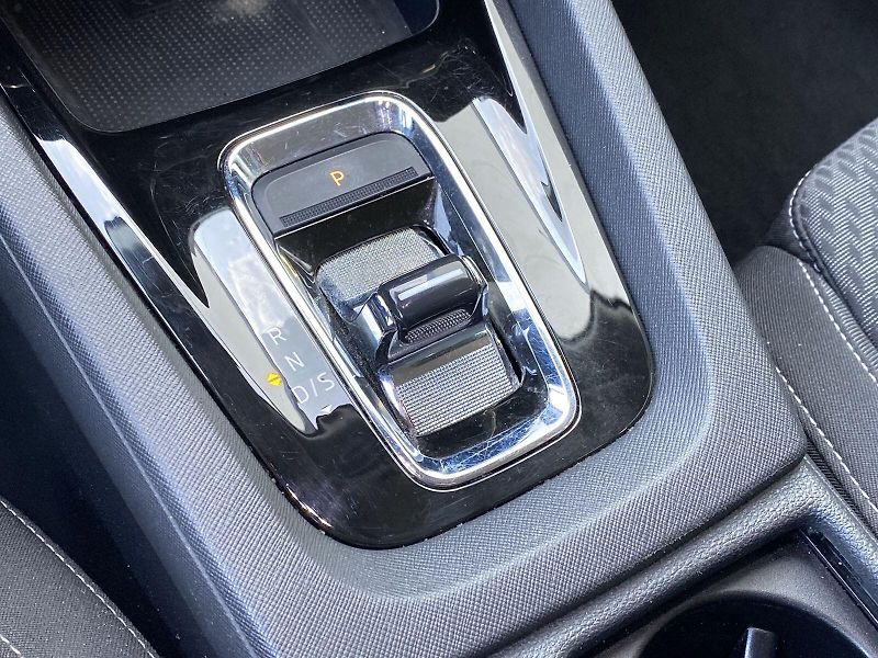 Škoda Octavia (2023) Combi 1.5 TSI M-HEV DSG Style+ - fotka 14 z 39