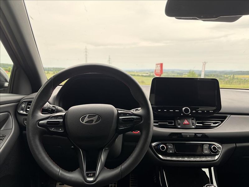 Hyundai i30 1,5 T-GDI N-Line - fotka 5 z 19