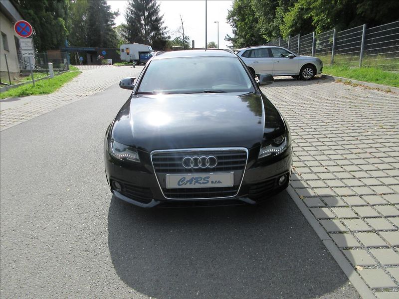 Audi A4 Avant 1,8 TFSi Navi, S-Line, a - fotka 3 z 25