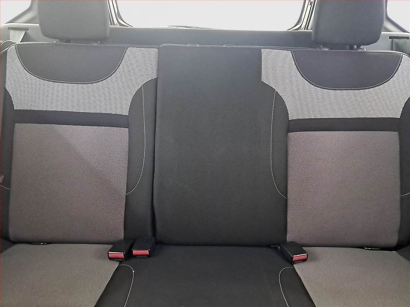 Dacia Duster (2017) 1.6 SCe, ČR,1.maj, Serv.kniha - fotka 10 z 15