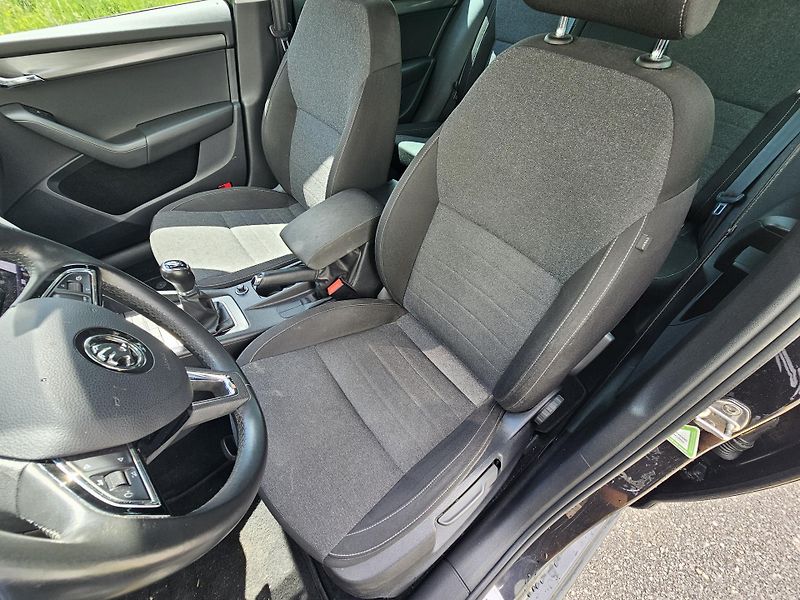 Škoda Octavia (2019) 3 2.0TDI, TAŽNÉ, FACELIFT, SOL - fotka 9 z 16