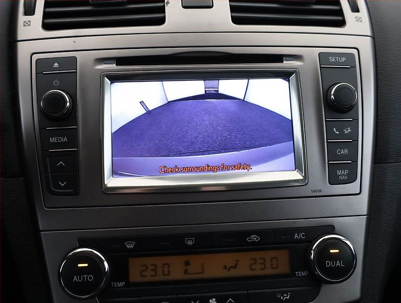 Toyota Avensis (2013) 2.2 D-4D, Automat, Navi - fotka 14 z 17