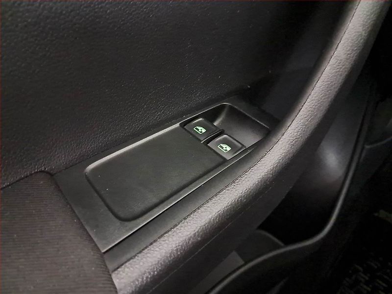 Škoda Fabia (2020) Drive 1.0, ČR,1.maj - fotka 16 z 18