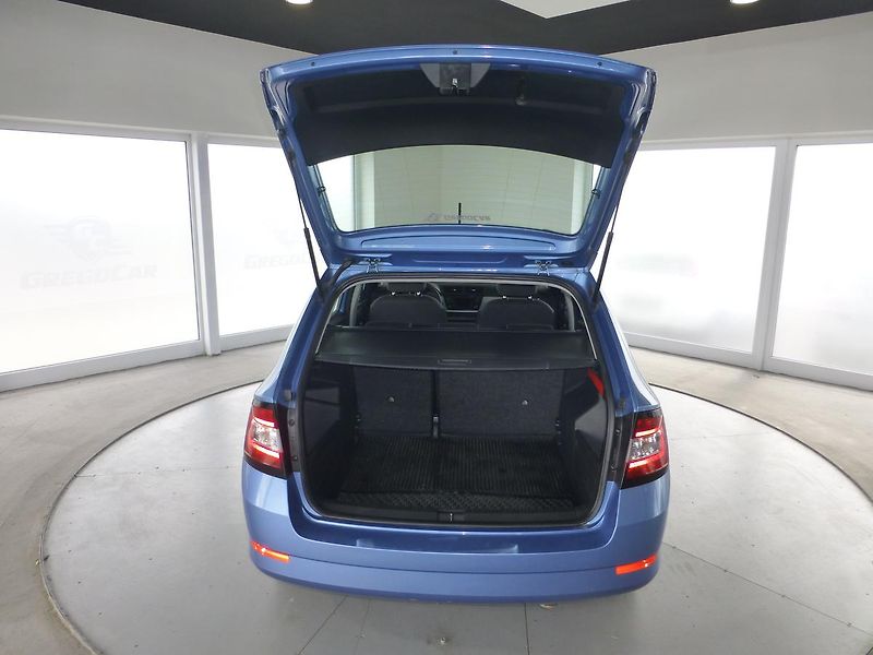 Škoda Fabia (2015) 1,2TSI-81KW**KLIMA**ALU KOLA - fotka 23 z 24