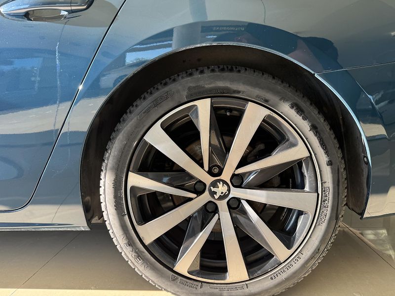 Peugeot 508 (2020) SW GT LINE HYBRID 225 e-EAT8 - fotka 7 z 21