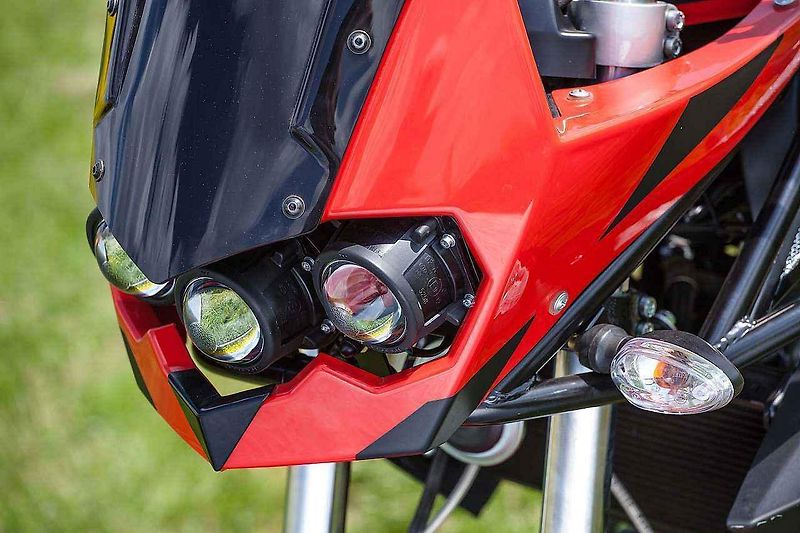 Jawa 350 Retro.